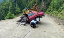 Trabzon'da otomobil dereye uçtu: 19 yaşındaki sürücü öldü!