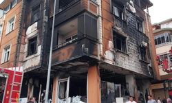 Fatsa'da şiddetli yangın: Patlayan çamaşır makinesi 3 katlı binayı kül etti