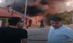 Antalya'da gecekondu alev alev yandı