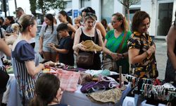 Kadın emeğiyle buluşma yeri: Karşıyaka Çarşısı’nda Gece Pazarı