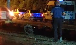 Hatay’da refüje çarpan motosiklet devrildi: 1 ölü!
