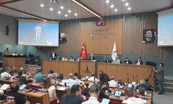 İzmir Büyükşehir Belediye Meclisi yangınların gölgesinde gerçekleşti