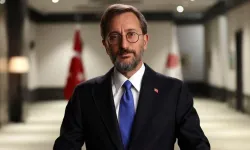 İletişim Başkanı Fahrettin Altun'dan yangın açıklaması: ''Kasıtlı ve yanıltıcı paylaşımlara itibar etmeyin!''