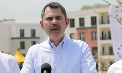 Murat Kurum: "Karşıyaka yangınında 43 bina, 45 bağımsız bölümde ağır ve orta hasar var"