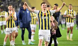 Galatasaray'ın elenmesinin ardından, Fenerbahçeli futbolculardan göndermeli paylaşımlar geldi!