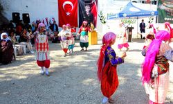 Muğla’nın Göktepe Mahallesi kadınları geleneksel kültürlerini dansla yaşatıyor