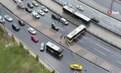 Esenyurt'ta İETT otobüsü kaza yaptı: Yol trafiğe kapatıldı!