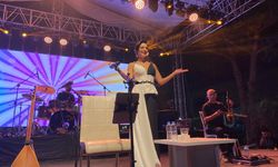 Alaşehir'de Üzüm Festivali: Özlem Özdil'den unutulmaz performans!