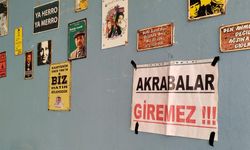 Konak'taki esnafın akraba isyanı: 'Akrabalar giremez' yazılı pankart astı!