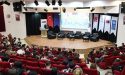 VolunFest'le gençler ÇOMÜ'de buluştu