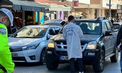 İstanbul'da polise çekiçle saldırı!