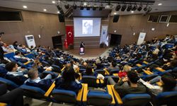 Yaşar Üniversitesi, 29 Ekim'i kadın haklarına dikkat çekerek kutladı!