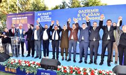 AK Parti Gaziemir İlçe Kongresi'nde Mesaj Yağmuru!