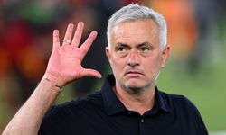 Mourinho yeniden İngiliz manşetlerinde!