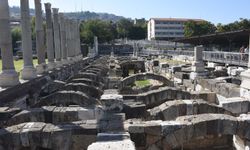 Smyrna Antik Kenti'nde Roma dönemine ait eserler gün yüzüne çıktı