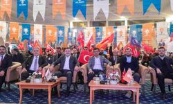 AK Parti Narlıdere'de bayrak değişimi!