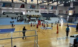 Turgutlu Belediyespor Kadın Voleybol takımından kayıpsız hafta!