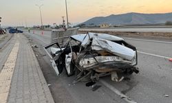 Hatay'da hurdaya dönen araçta 1 kişi hayatını kaybetti!