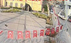 Biga’da 10 yaşındaki Şeyma'dan Atatürk’e duygusal hediye