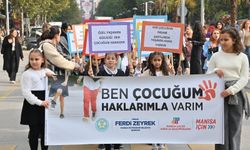 Manisa'da Dünya Çocuk Hakları Günü'nde Çocuk Meclisi kuruldu