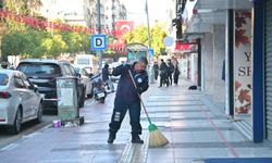 Manisa ekiplerinden vatandaşlara "biz temizliyoruz, birlikte koruyalım" çağrısı!