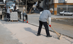 Yunusemre, Muradiye’de yolları yeniliyor!