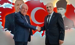 Zafer Partisi'ne şok transfer! İYİ Parti'nin kurucusu Zafer Partili oldu!