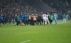 Sakaryaspor ve Kocaelispor'a cezalar yağdı!