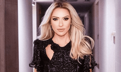 Hadise'nin kıyafetini canlı yayında sansürlediler: "Teşhircilik yapmaya gerek yok!"