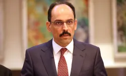 İbrahim Kalın'ın giydiği ayakkabı görenleri şaşırttı!