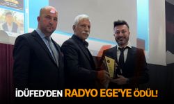 İDÜFED’den Radyo Ege’ye ödül!