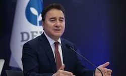 Babacan: “Döviz büroları, Merkez Bankası’ndan daha güvenilir"