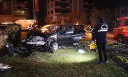 Denizli’de, kavşakta hız felaketi getirdi: 1 ölü, 1 ağır yaralı!