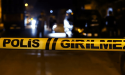 Duşakabin camı bomba gibi patladı!