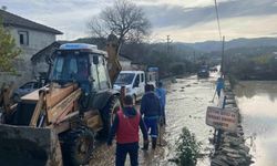 Yenipazar’da kuvvetli yağış sebebiyle meydana gelen sele hızlı müdahale!