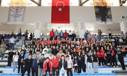 Turgutlu Kadın Voleybol Takımı’ndan sosyal farkındalık ve zafer!