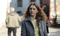 Uyuşturucu soruşturmasına hakkında gözaltına kararı olan Ahsen Eroğlu İstanbul'a dönüyor!