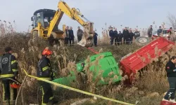 Pamukkale'de traktör kazası: Dede hayatını kaybetti, torunu kurtuldu