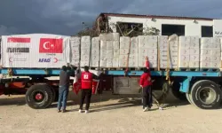 Kızılay: "Yardımların Gazze'ye geçişi başladı!"