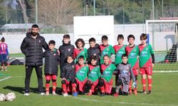 KSK U11 takımı 9. Sömestr Cup’ta şampiyonluk kupasını kaldırdı