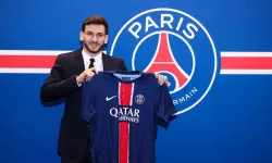 Dev transfer açıklandı: Kvaratskhelia resmen PSG'de!