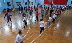 Menemen'de zumba kursları kadınların gözdesi oldu