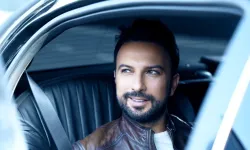 Tarkan "Emmioğlu"nu söylerek Ferdi Tayfur'a veda etti!