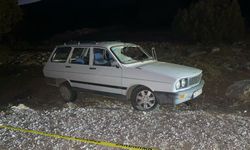 Direksiyon hakimiyetini kaybetti, otomobil takla attı: 1 ölü, 1 yaralı!