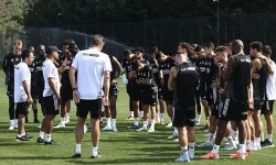 Beşiktaş'ta 5 futbolcu dışındaki tüm oyuncular ile yollar ayrılacak!