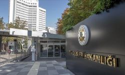 Türkiye’den Atina’daki sloganlara sert tepki