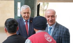 İzmir Kemalpaşa’da Başkan Mehmet Türkmen’den bayram ziyareti