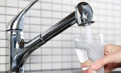 Musluk sularına petrol karıştı, vatandaş isyan etti!