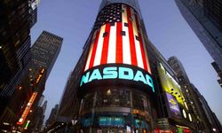 Teknoloji devleri tepetaklak! Nasdaq kırmızıya boyandı, 1.3 trilyon dolar buhar oldu