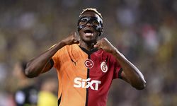 İngiliz devi Osimhen'i almak için 11 futbolcusundan vazgeçecek!